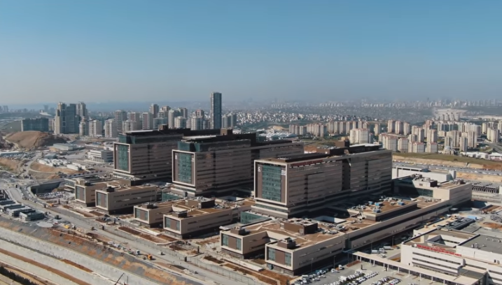 Lux cât cuprinde! Cum arată cel mai mare spital din Europa, inaugurat în Turcia! Dispune de aproximativ 3.000 de paturi de Terapie Intensivă VIDEO