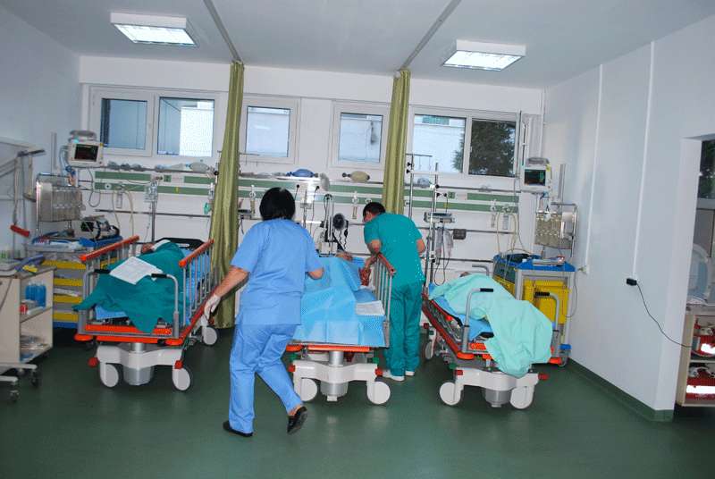 Au cedat în fața coronavirusului! Două asistente și patru infirmiere și-au dat demisiile de la spitalul din Bârlad