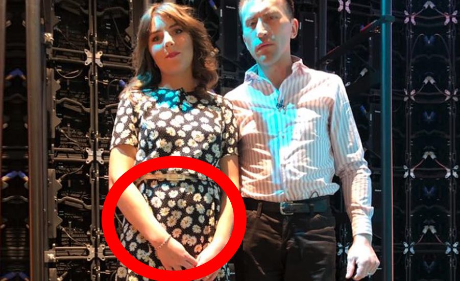 Imagine Stire Vulpița de la Acces Direct este însărcinată?! Cine este tatăl copilului | 2review.ro