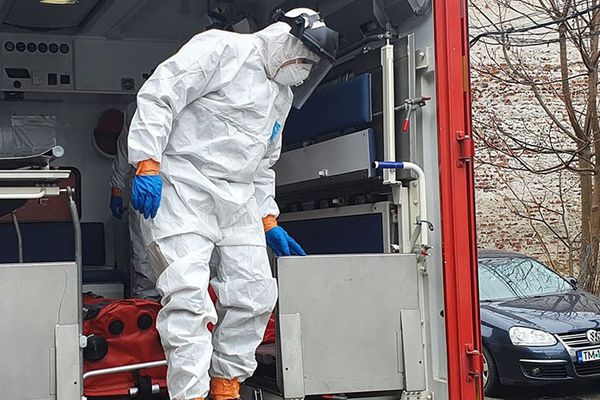 Imagine Stire Coronavirus în România – 9 mai. GCS a anunțat că numărul persoanelor infectate a ajuns la 15.131 | 2review.ro