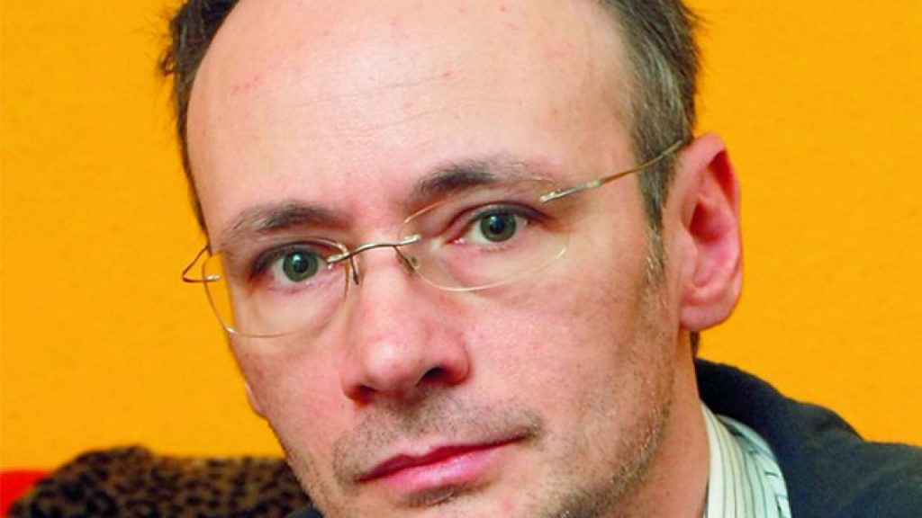 Imagine Stire Ce mască de protecție și-a cumpărat Mihai Albu! Doar una costă 300 de lei | 2review.ro