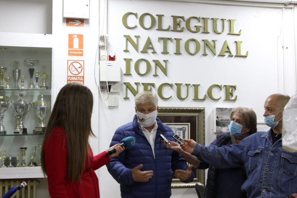 Imagine Stire Primăria Sectorului 1 a achiziționat pubele speciale pentru deșeurile medicale. Acestea vor fi amplasate în școli și la intrarea în parcuri | 2review.ro