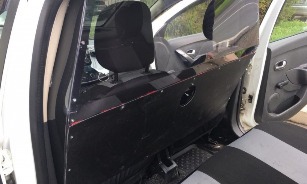 Imagine Stire Care sunt măsurile luate de taximetriști pentru a preveni infectarea cu coronavirus | 2review.ro