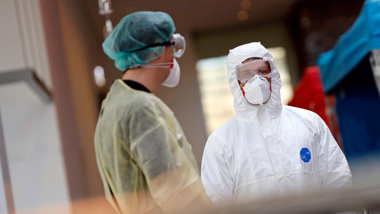 Imagine Stire Coronavirus în România. Trei decese anunțate vineri, de GCS. Bilanțul, 1238 | 2review.ro