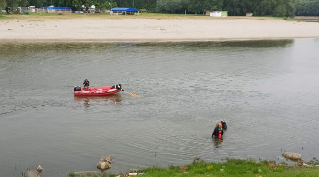 Un băiat de 17 ani din Călărași, găsit mort în apele Dunării. Apropiații și prietenii nu își revin din șoc