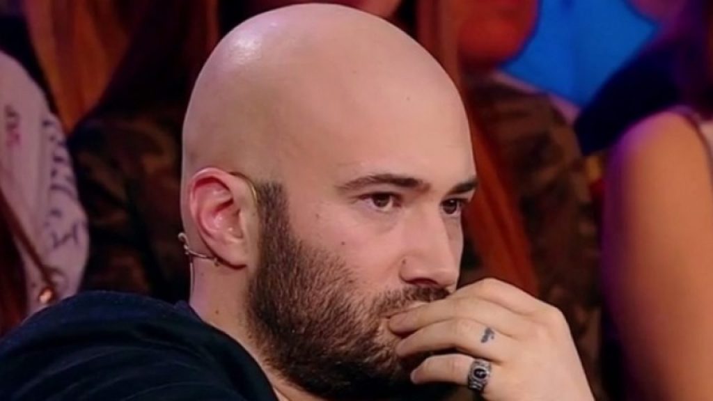 Imagine Stire Avea simptome, dar nu s-a testat pentru noul coronavirus. Ce motiv a invocat Mihai Bendeac: ”N-am vrut să apelez la testare pentru că…” | 2review.ro