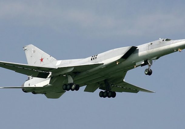 Incident aviatic. Bombardiere și avioane de vânătoare rusești, interceptate apropierea spațiului aerian al României