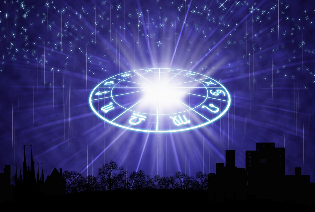 Imagine Stire Horoscop zilnic: Horoscopul zilei de 30 mai 2020. Fecioarele își dezvoltă noi abilități | 2review.ro