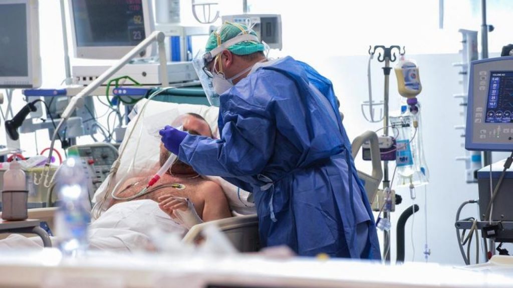 Imagine Stire Coronavirus în România – 21 mai. Numărul persoanelor infectate a ajuns la 17.585 | 2review.ro