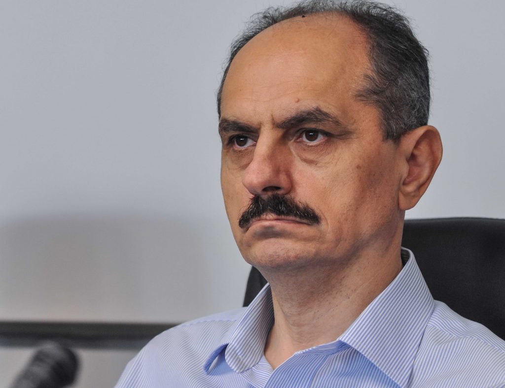 Imagine Stire Medic anchetat în România, angajat de Marea Britanie: „Ar trebui să fiți mândră pentru ce a realizat” | 2review.ro
