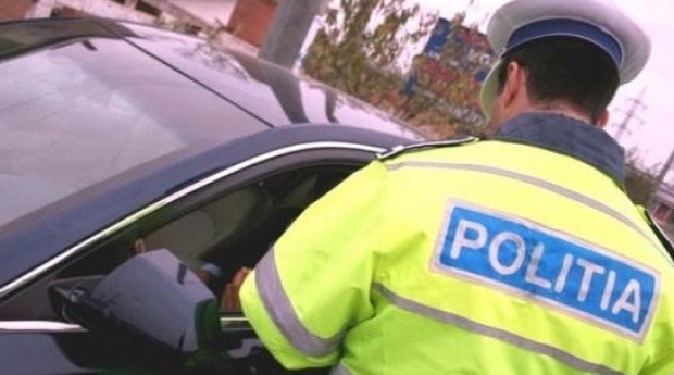 Imagine Stire Un tânăr din Pitești a fost amendat cu 22.000 lei după ce a postat un clip în mediul online. Ce le cerea acesta internauților | 2review.ro