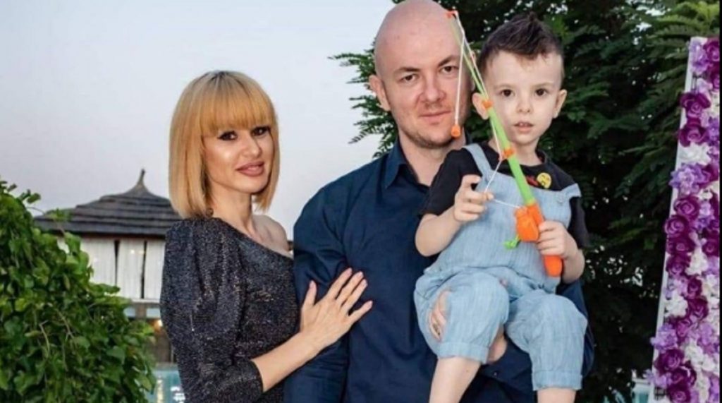 Imagine Stire Răsturnare de situație în cazul Roxanei Marinescu Schwartz. Soția celebrului estetician nu a avut, de fapt, coronavirus: „De ce eu?” | 2review.ro