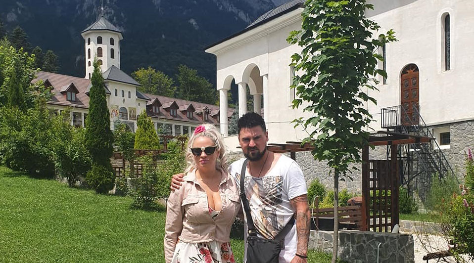 Imagine Stire Sânziana Buruiană a dezvăluit sexul bebelușului într-un mod emoționant! Detaliul intim de la care nu poți să îți iei privirea | 2review.ro