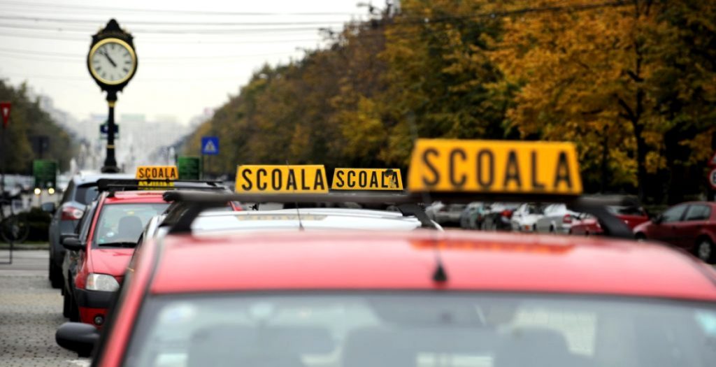 Imagine Stire Anunț important pentru români! În ce condiții se vor ține cursurile și auto pe timpul stării de alertă | 2review.ro