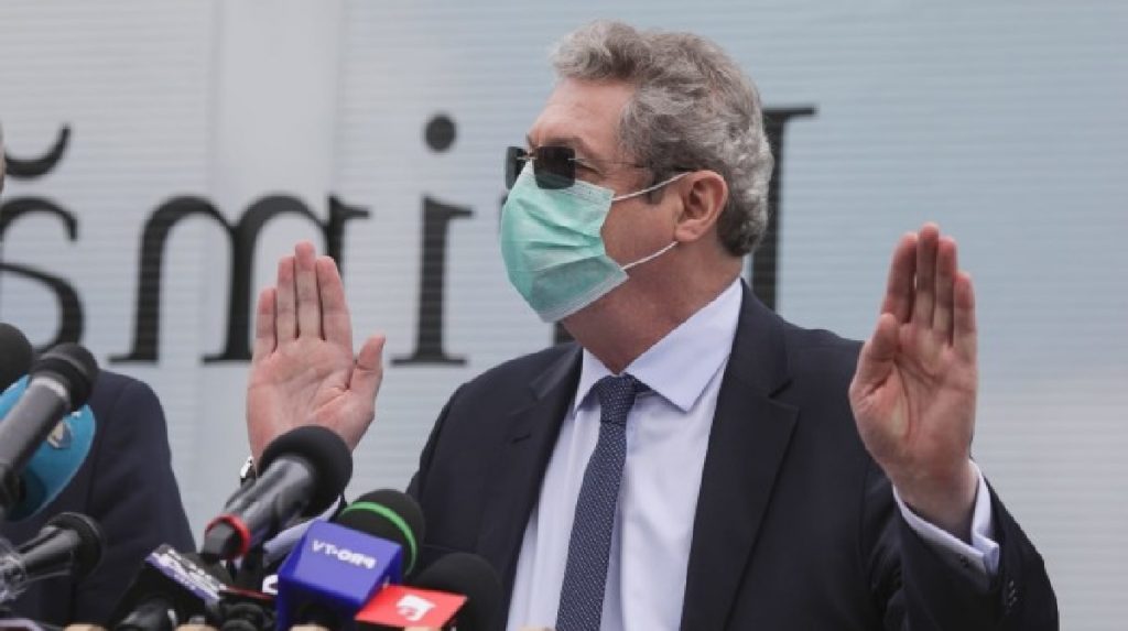 Imagine Stire Adrian Streinu Cercel trage un semnal de alarmă, în plină pandemie de coronavirus: “Am lălăit-o în stilul clasic românesc. E horror!” + Când vom scăpa de masca de protecție | 2review.ro