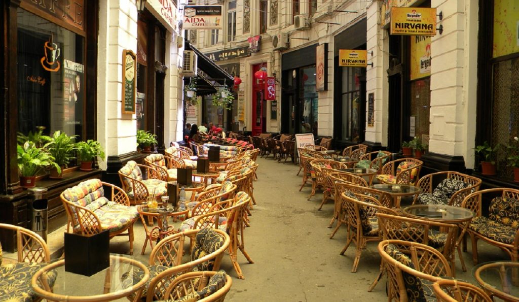 Imagine Stire Veste fabuloasă pentru români! De la 1 iunie se deschid terasele. Ce prețuri vor avea berea, cafeaua și sucurile | 2review.ro