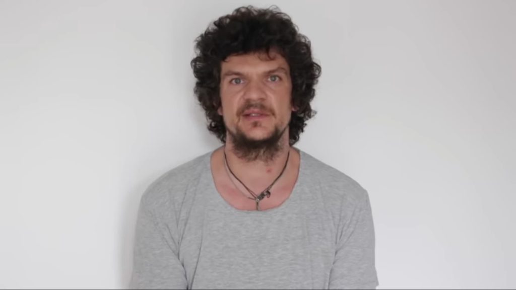Imagine Stire Tudor Chirilă, mesaj pentru Klaus Iohannis! Cântărețul cere ca artiștii să își reia activitatea. ”De ce noi nu putem să ne facem profesia, cum fac preoţii?” | 2review.ro