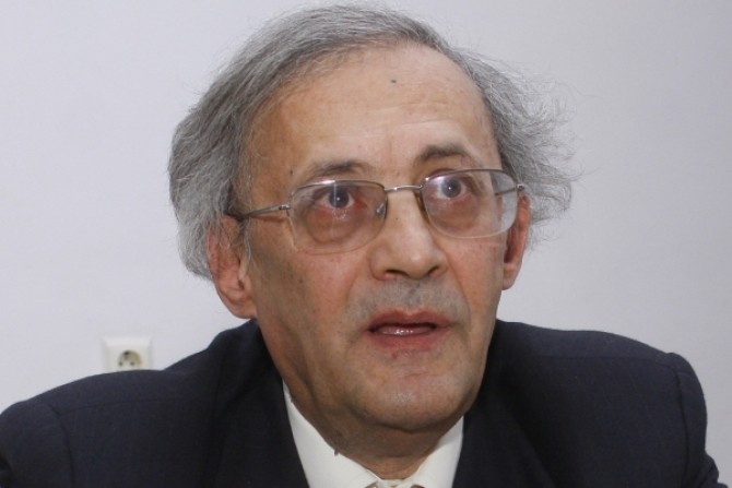Imagine Stire Prof. dr. Vasile Astărăstoae nu este de acord cu izolarea, pe durata pandemiei de COVID-19. “Până la urmă, societatea se va prăbuși!” | 2review.ro