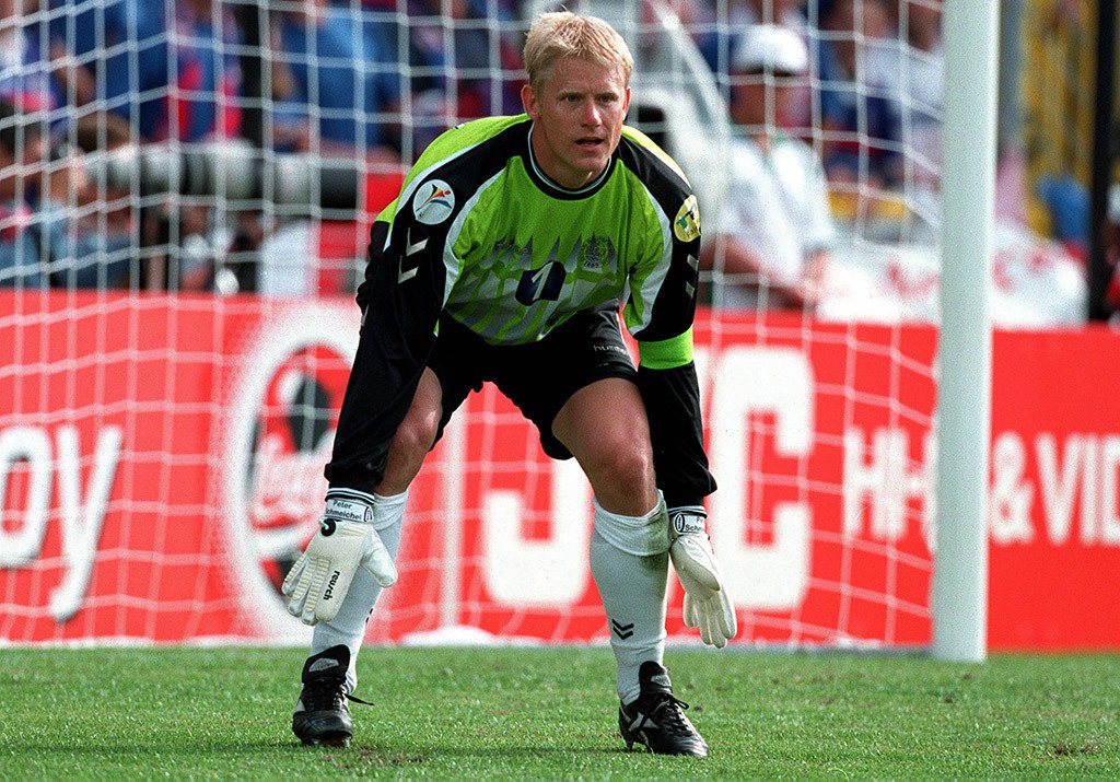 Imagine Stire Peter Schmeichel, Marele Alb | 2review.ro