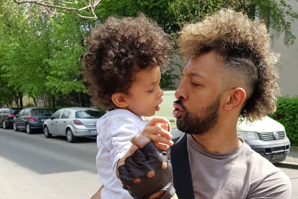 Imagine Stire Leon, fiul lui Kamara, va trece printr-o nouă intervenție chirugicală: ”Ne cam sperie un pic…” | 2review.ro
