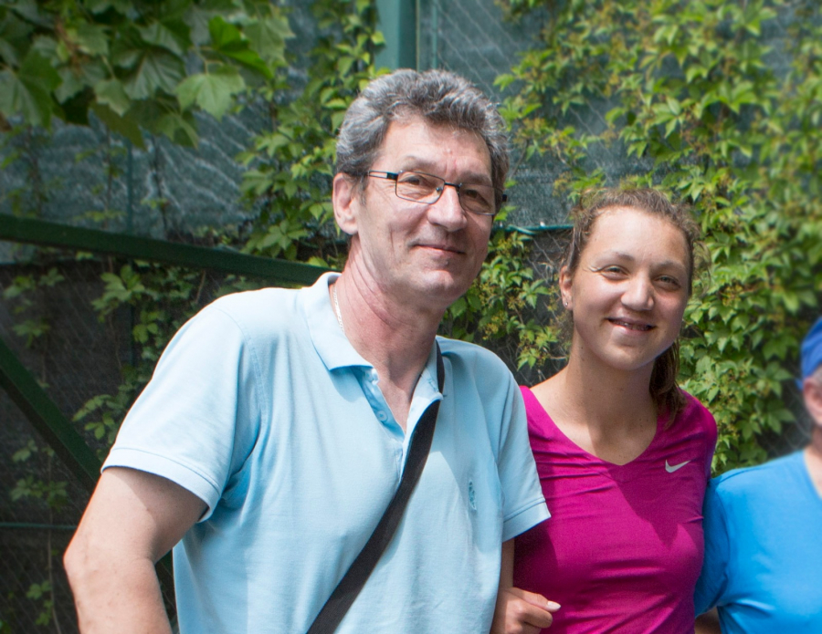Imagine Stire Doliu în tenisul românesc. Patricia Țig și-a pierdut tatăl, fost voleibalist și nu poate merge la înmormântare | 2review.ro