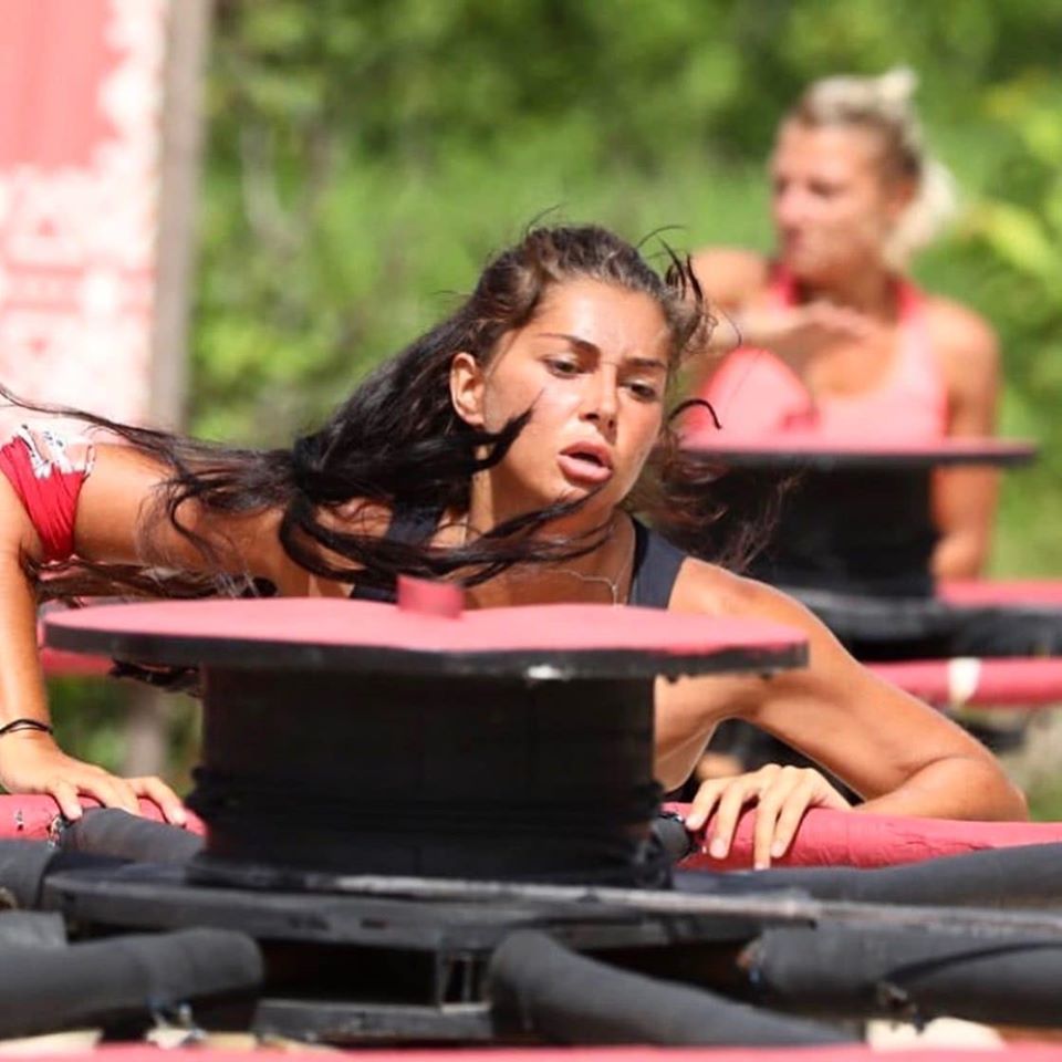 Imagine Stire Elena Ionescu a decis! Ce își cumpără cu banii câștigați la Survivor România | 2review.ro