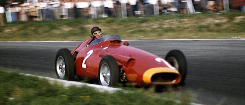Imagine Stire Juan Manuel Fangio, primul mare campion al Formulei 1 | 2review.ro