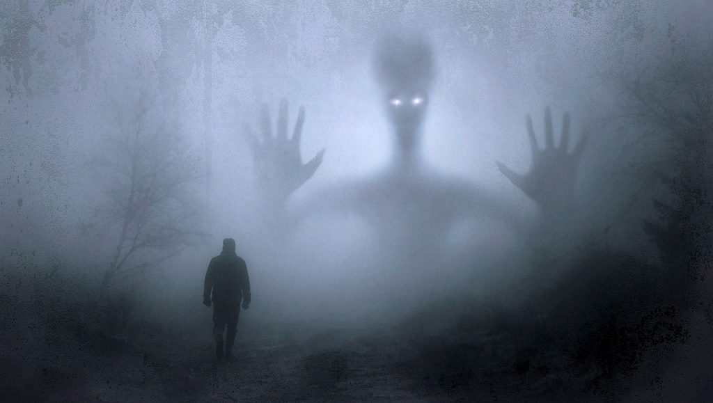 10 filme horror noi, din 2020. Trebuie să le vezi neapărat noaptea