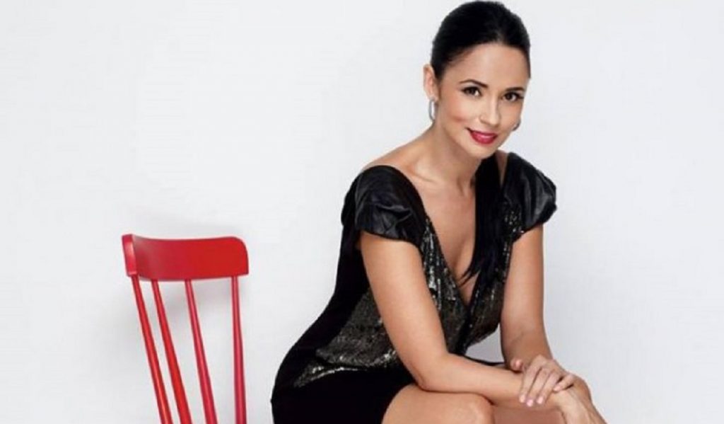 Imagine Stire Andreea Marin s-a căsătorit prima dată la numai 21 de ani. Cine este fostul soț al vedetei și de ce au divorțat | 2review.ro