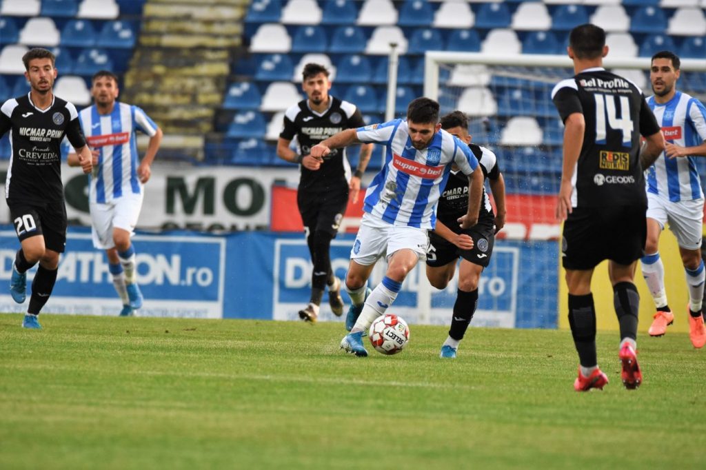 Imagine Stire Academica bate în Copou și predă „lanterna” moldovenilor lui Rednic! | 2review.ro