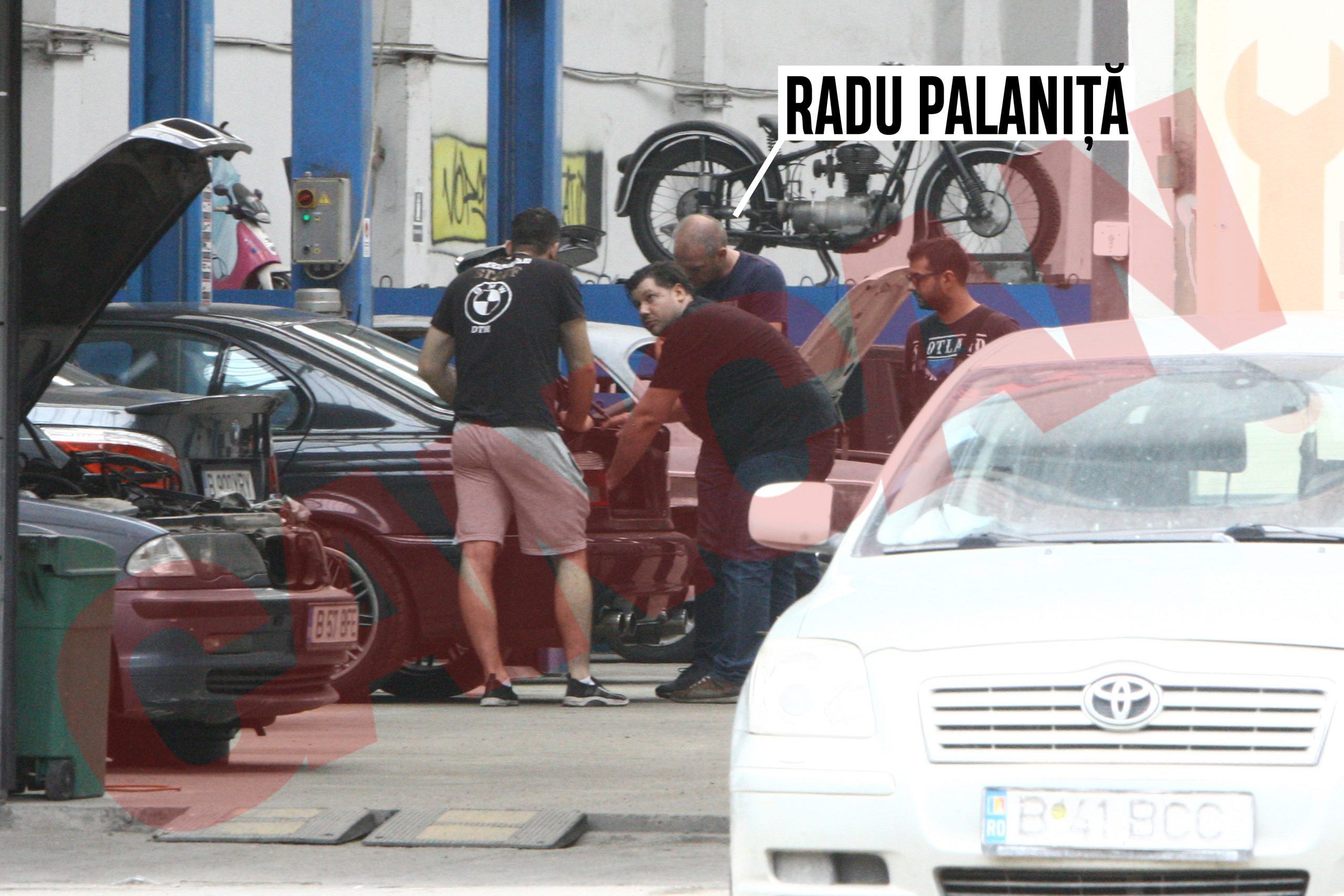 Radu Palaniță, câștigătorul "Românii au talent", a rămas fidel muncii de la service-ul auto