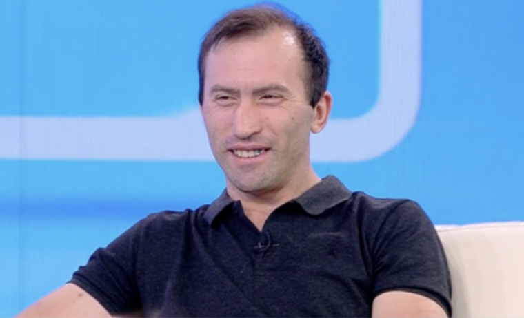 Imagine Stire Conflictul dintre Rafaelo și Viorel Stegaru se amplifică. Acuzații incredibile: „Să respecte oamenii din jurul lui dacă vrea…” | 2review.ro