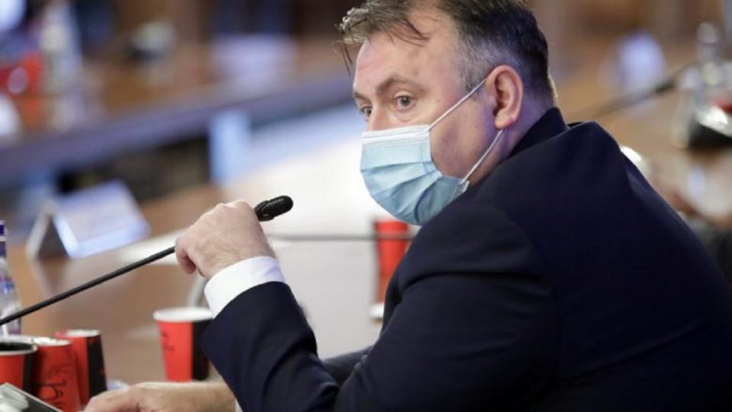 Imagine Stire Izolarea, din nou obligatorie! Nelu Tătaru a anunțat noua restricție, care intră în vigoare chiar de astăzi | 2review.ro
