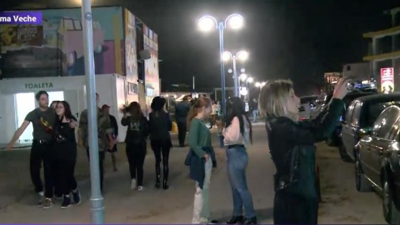 Imagine Stire Românii au uitat de reguli și restricții în weekendul de Rusalii. Proprietarii de restaurante, puși la încercare | 2review.ro