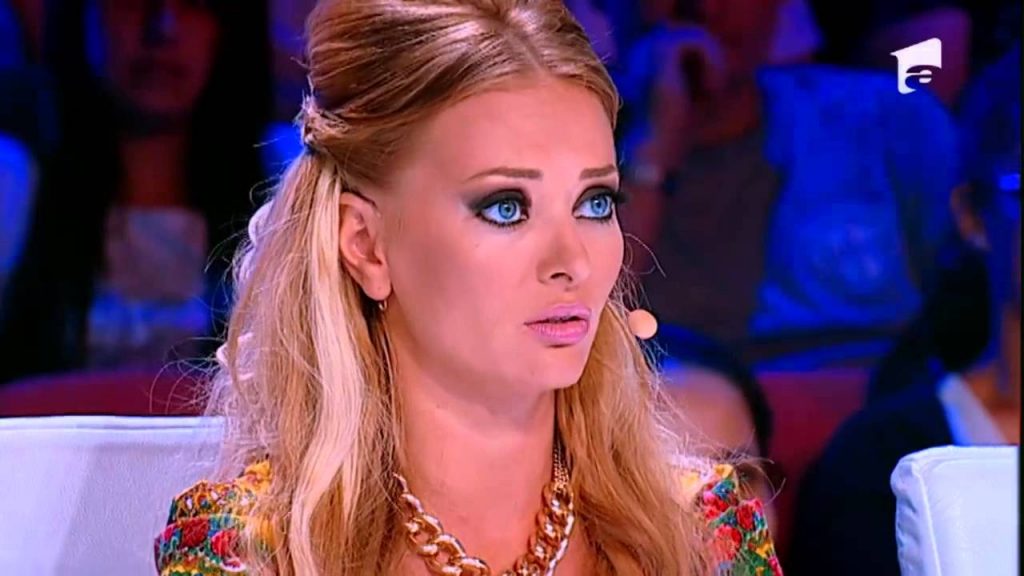 Imagine Stire Ce se întâmplă la audiţiile X Factor, atunci când camerele sunt oprite. Delia a făcut dezvăluiri uimitoare despre show-ul de la Antena 1 | 2review.ro