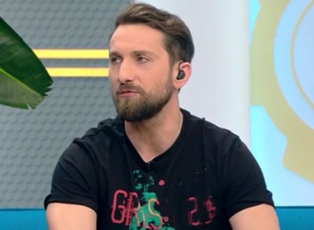 Imagine Stire Dani Oțil și-a făcut praf prietenul din cauza coronvirusului: ”Păi nu ziceai că nu există? Bravo, mă…” | 2review.ro