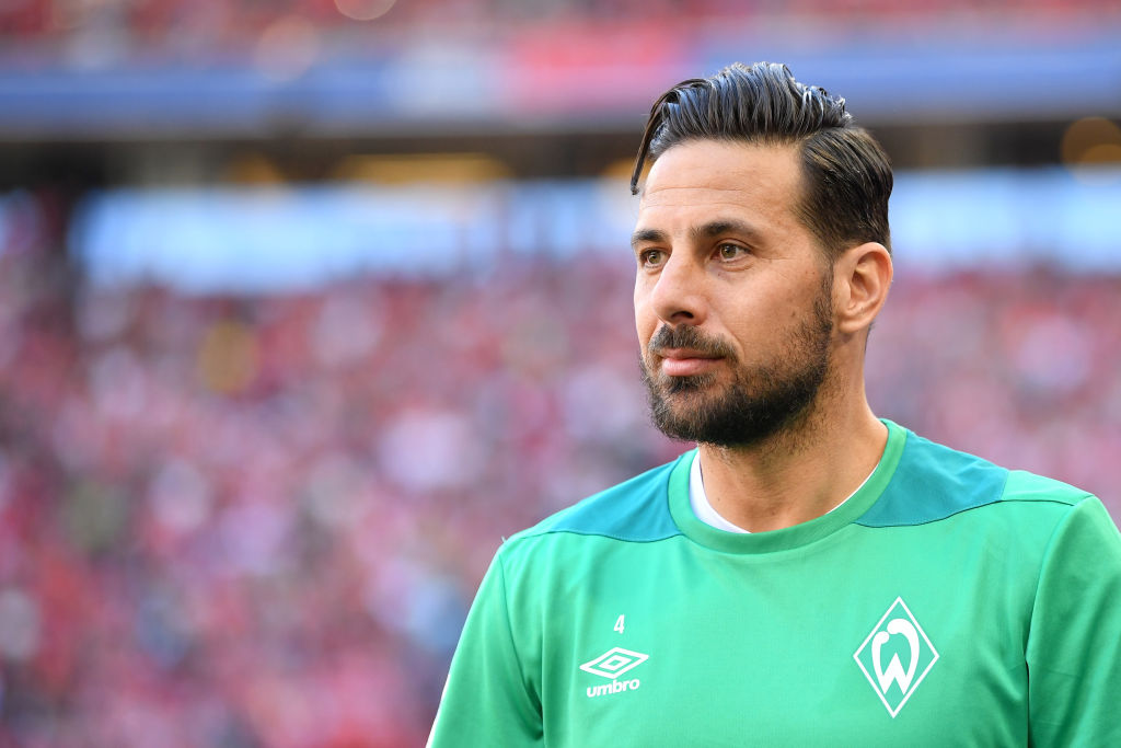 Imagine Stire Claudio Pizarro se retrage din fotbal la 41 de ani | 2review.ro