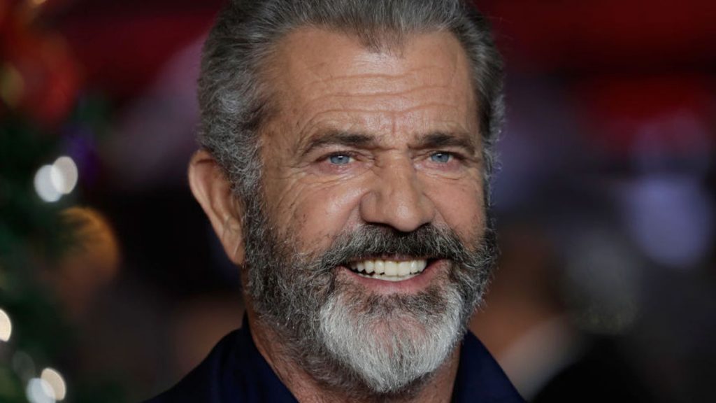 Imagine Stire Mel Gibson a fost infectat cu virusul COVID-19! Actorul a stat internat o săptămână în spital. Care este stare lui de sănătate | 2review.ro