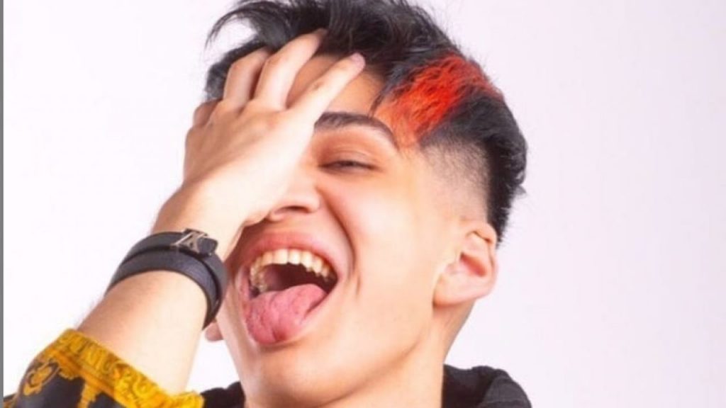 Imagine Stire Abi Talent și-a tras primul tatuaj! Ce și-a scris pe gât trapperul | 2review.ro