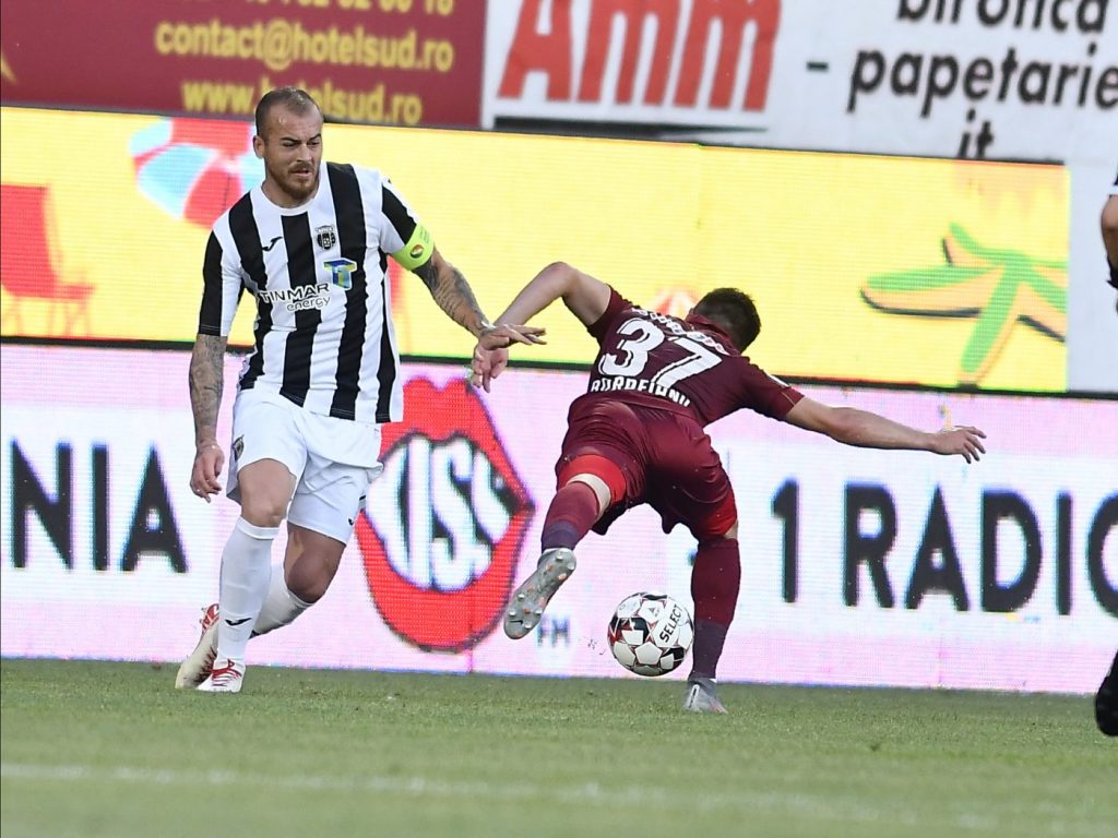 Imagine Stire Astra ține în șah CFR Cluj la Giurgiu și trimite Universitatea pe primul loc în play-off! | 2review.ro