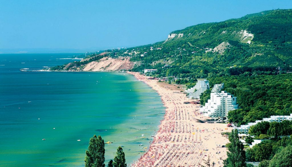 Imagine Stire Litoral Bulgaria, în 2020. Mare atenţie! Ce reguli trebuie să respecţi dacă mergi în vacanţă pe timp de pandemie de coronavirus | 2review.ro