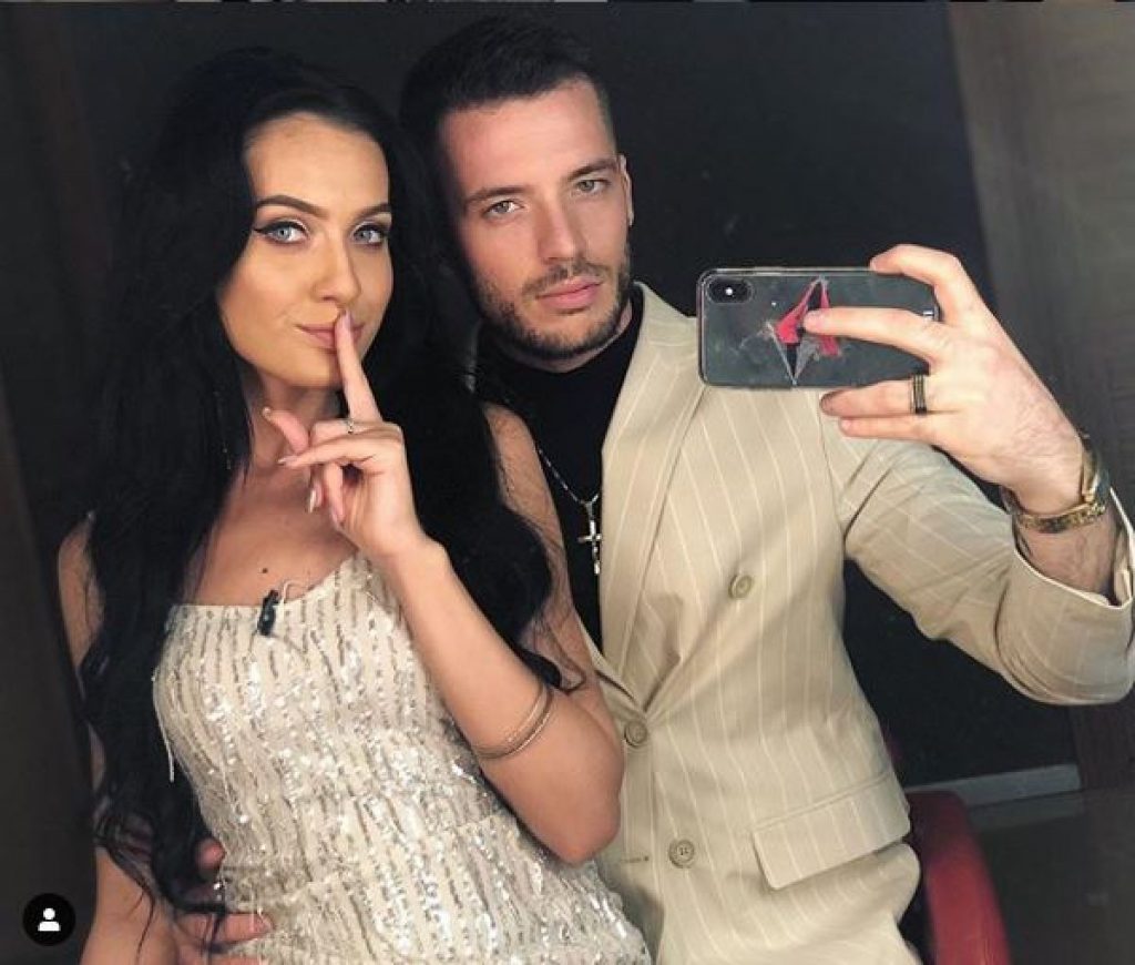 Imagine Stire Ce se întâmplă cu Bianca și Livian după ce au câștigat „Puterea Dragostei”? Tânărul a fost pus de mai multe ori să aleagă între iubită și familie | 2review.ro