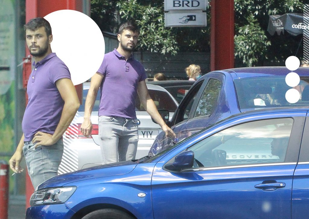 Imagine Stire Soțul Oanei Roman s-a apucat de taximetrie. Cum l-am filmat pe Marius Elisei în exercițiul funcțiunii | 2review.ro