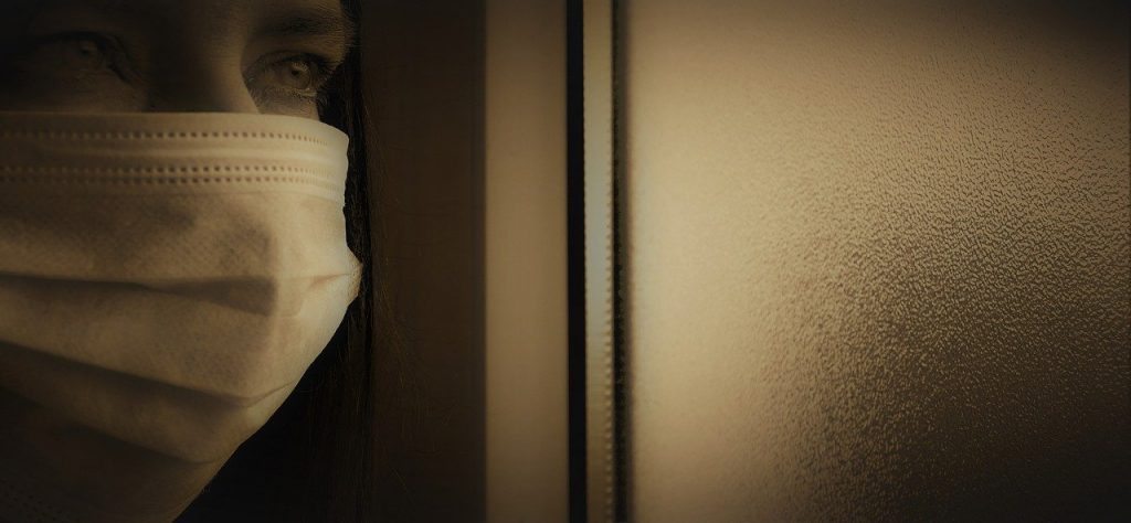 Imagine Stire Încă 20 zeci de români au murit uciși de noul coronavirus, în ultimele 24 de ore. Bilanțul deceselor ajunge la 1.687 | 2review.ro