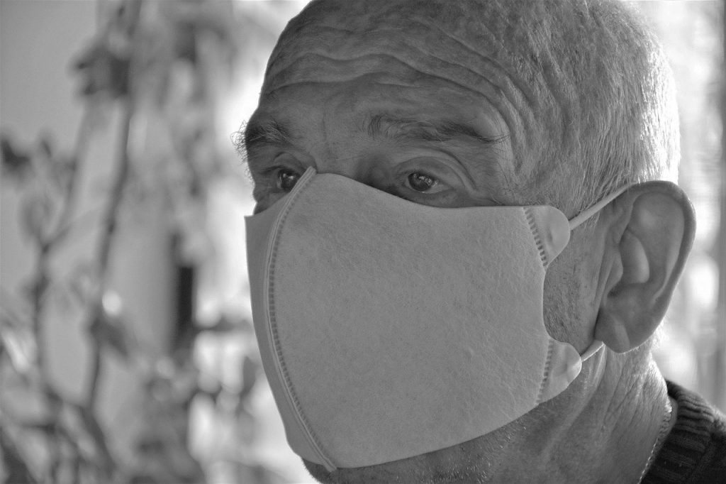 Imagine Stire Coronavirus 2 iulie. Numărul de noi infectări crește dramatic. 450 de cazuri în 24 de ore | 2review.ro