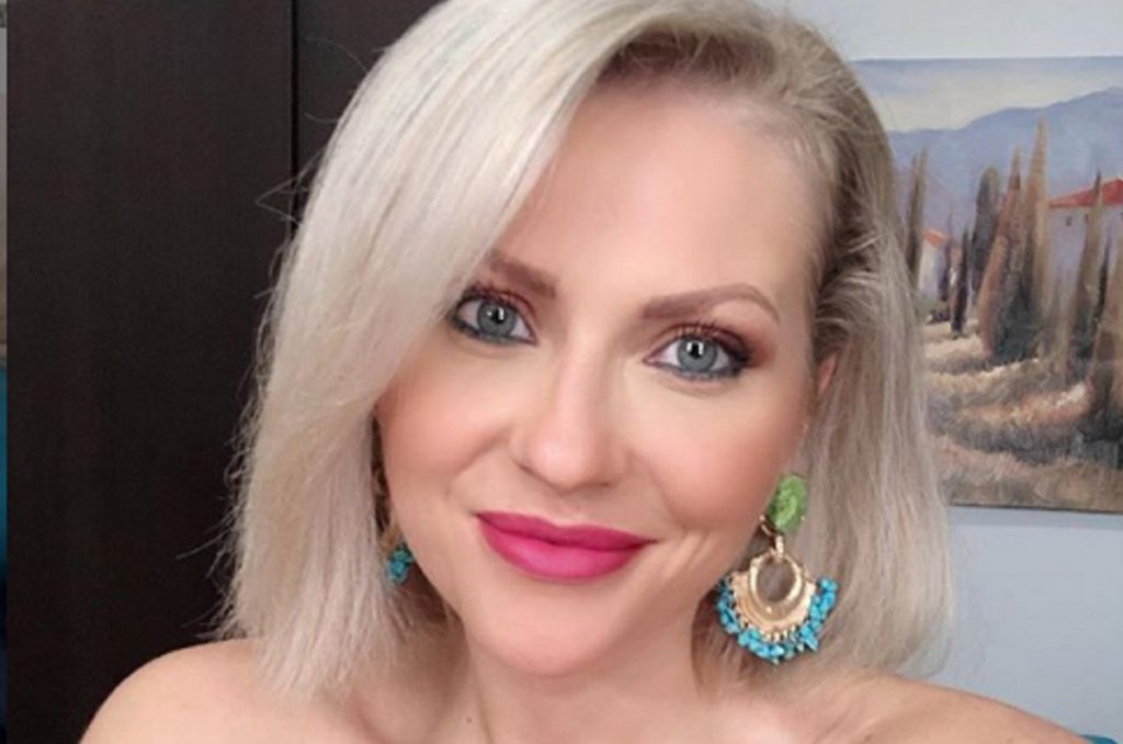Imagine Stire VIDEO / Ce se întâmplă acasă la Mirela Vaida, după ce prezentatoarea Acces Direct a intrat în izolare: „E nebunie” | 2review.ro