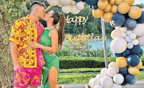 Imagine Stire Mario Fresh a împlinit 21 de ani. Ce mesaj i-a transmis Alexia Eram: „Te iubesc până la lună și înapoi” | 2review.ro