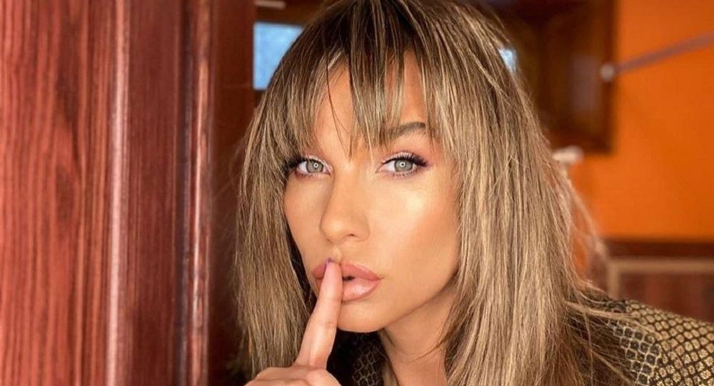 Imagine Stire Cu ce se ocupa Anna Lesko acum 20 de ani, atunci când a venit în România. Artista era minoră pe vremea accea | 2review.ro