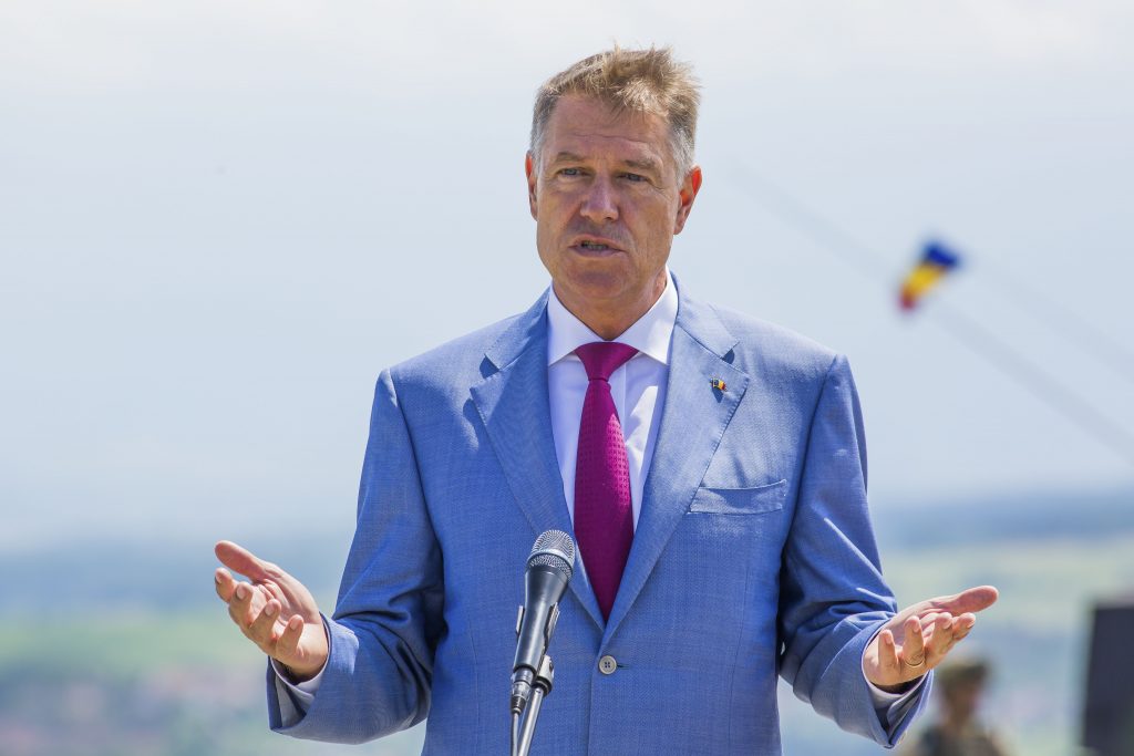 Imagine Stire Klaus Iohannis, despre cum se împart banii în pandemie: „Lucrăm la proiecte de irigații” | 2review.ro