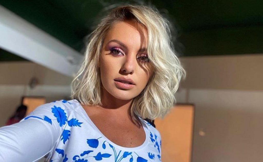 Imagine Stire Imaginile care au îngrozit internetul. Alexandra Stan, plină de sânge pe față | 2review.ro